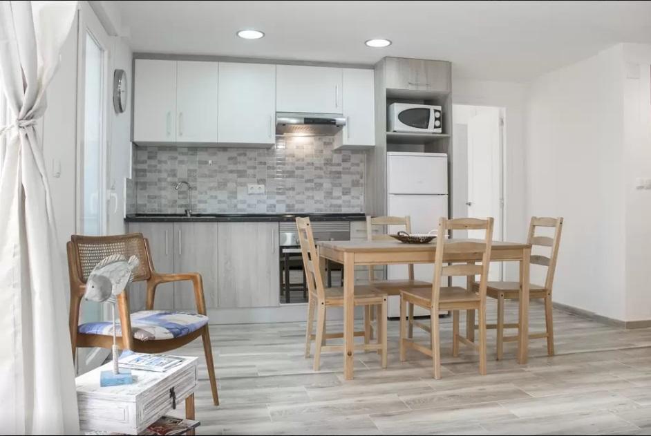 Apartamentos Rivera Аликанте Екстериор снимка