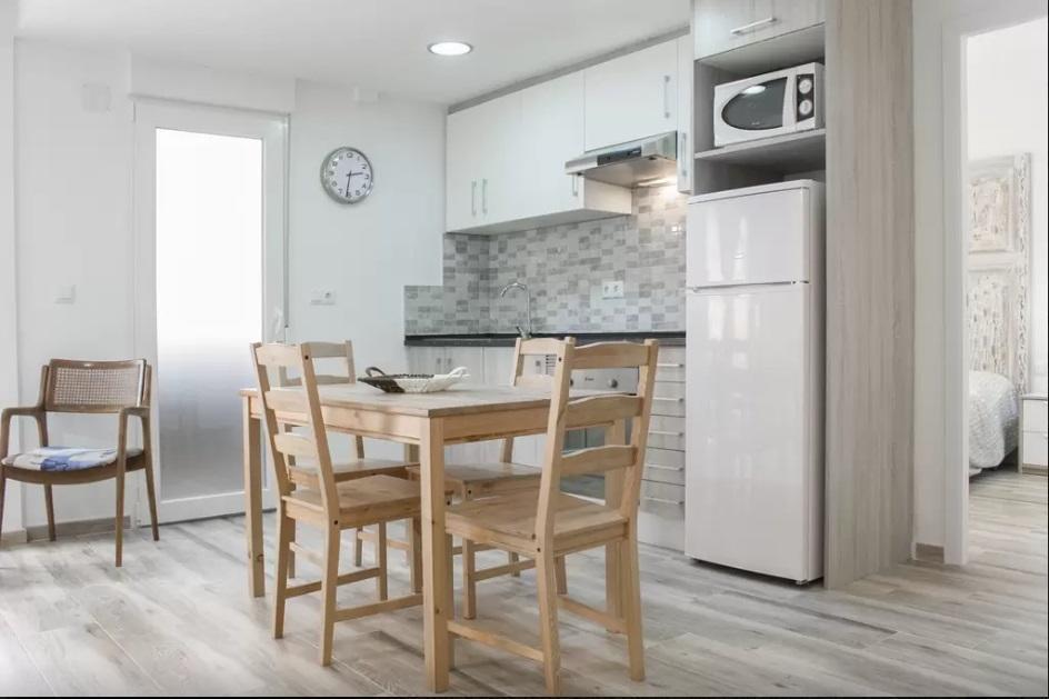 Apartamentos Rivera Аликанте Екстериор снимка