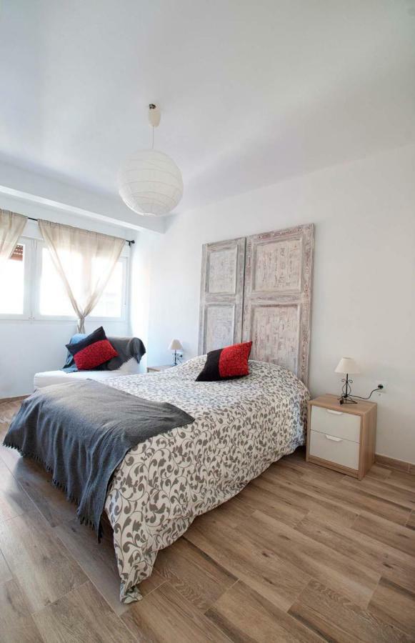 Apartamentos Rivera Аликанте Екстериор снимка